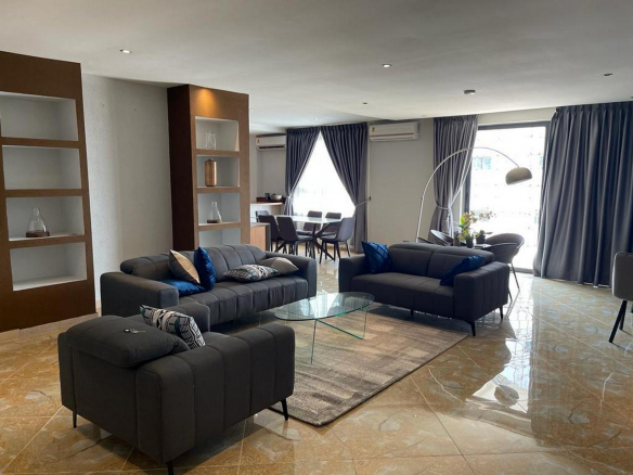 Sophisticated 3 Bedroom Apartment In Accra Airport Residential